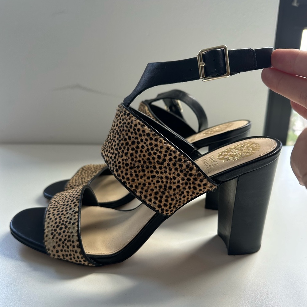 Vince Camuto Black/Animal Print Strappy Heels/Sandals - Size 10